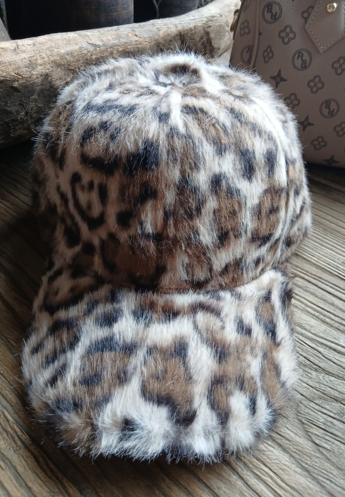 Luipaard  pet