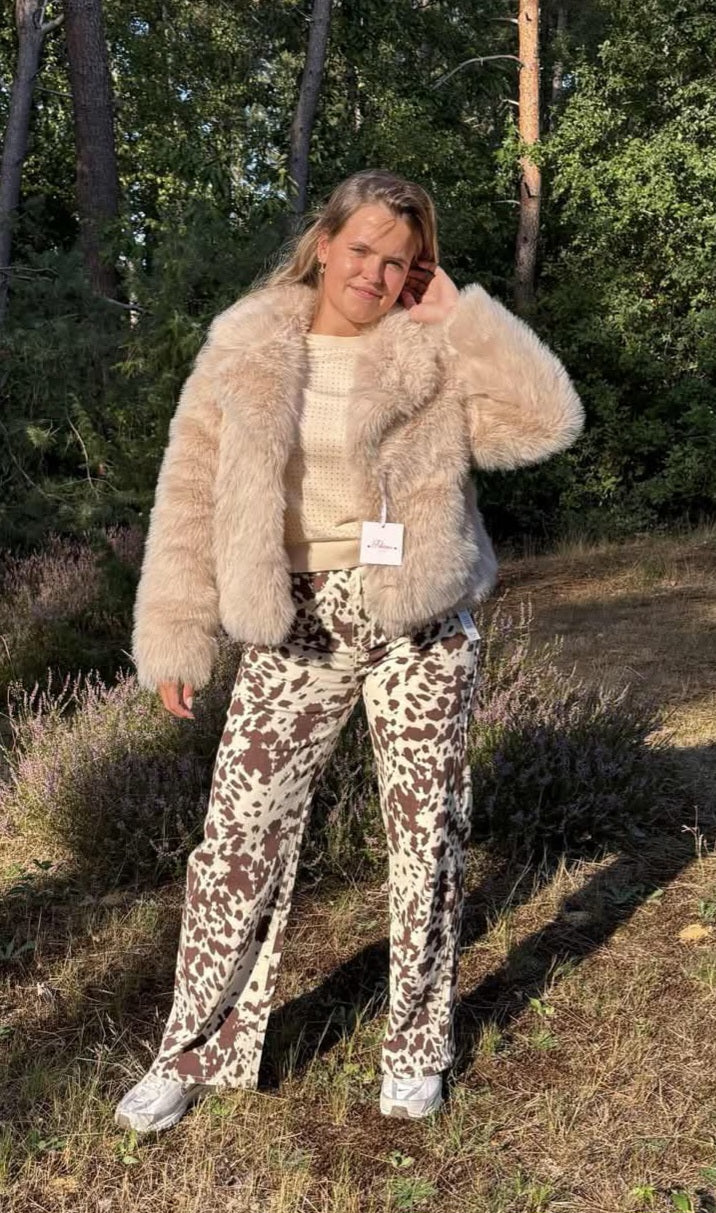 Elegante Beige Faux Fur jas