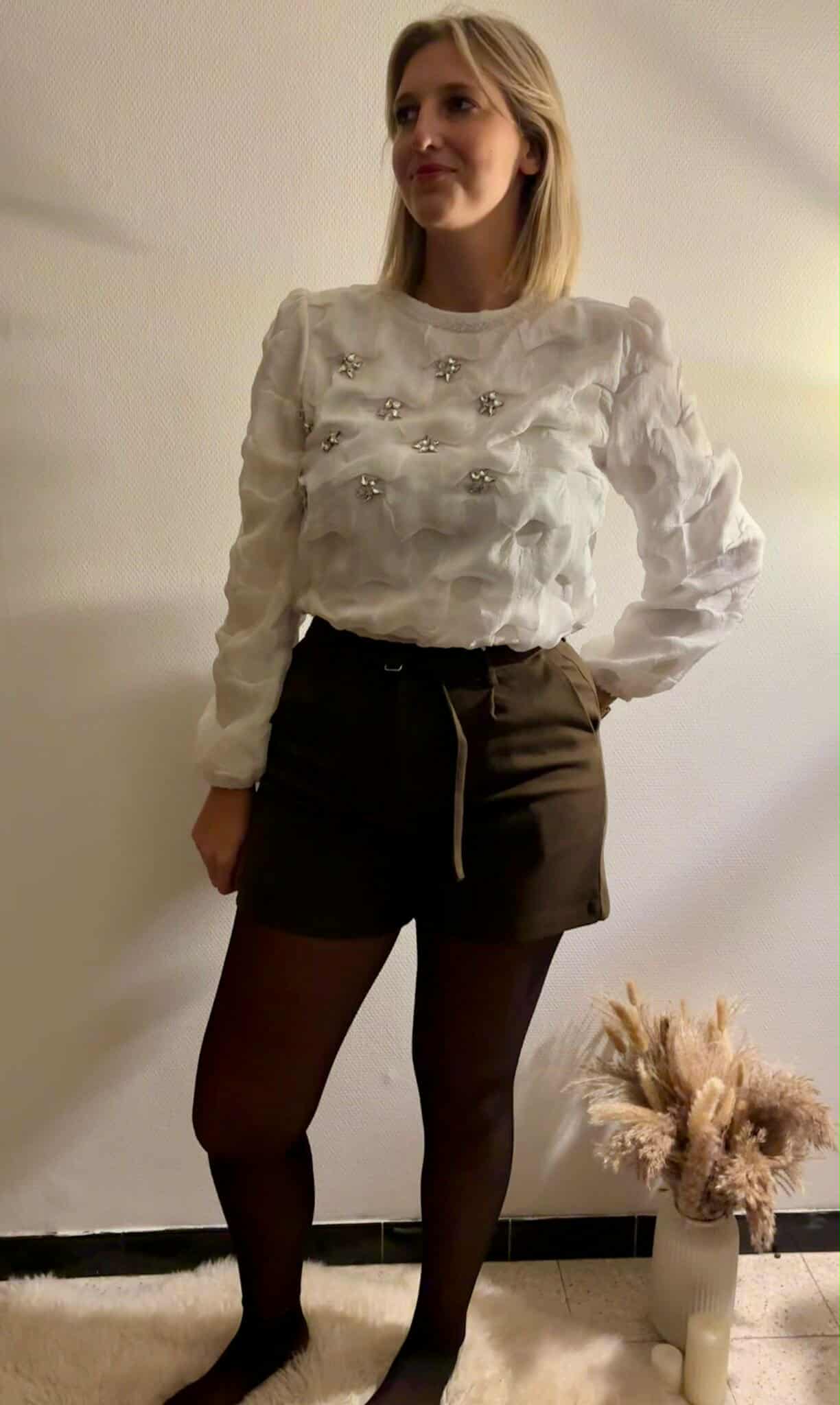 Shortje met riempje