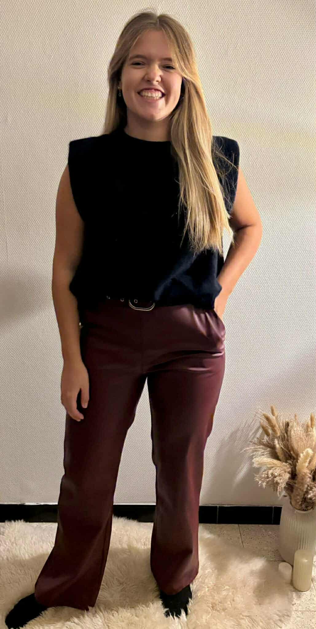 Bordeaux leather look broek