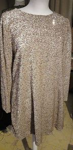 Beige glitterjurk met strik achteraan