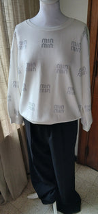 Sweater met strassteentjes