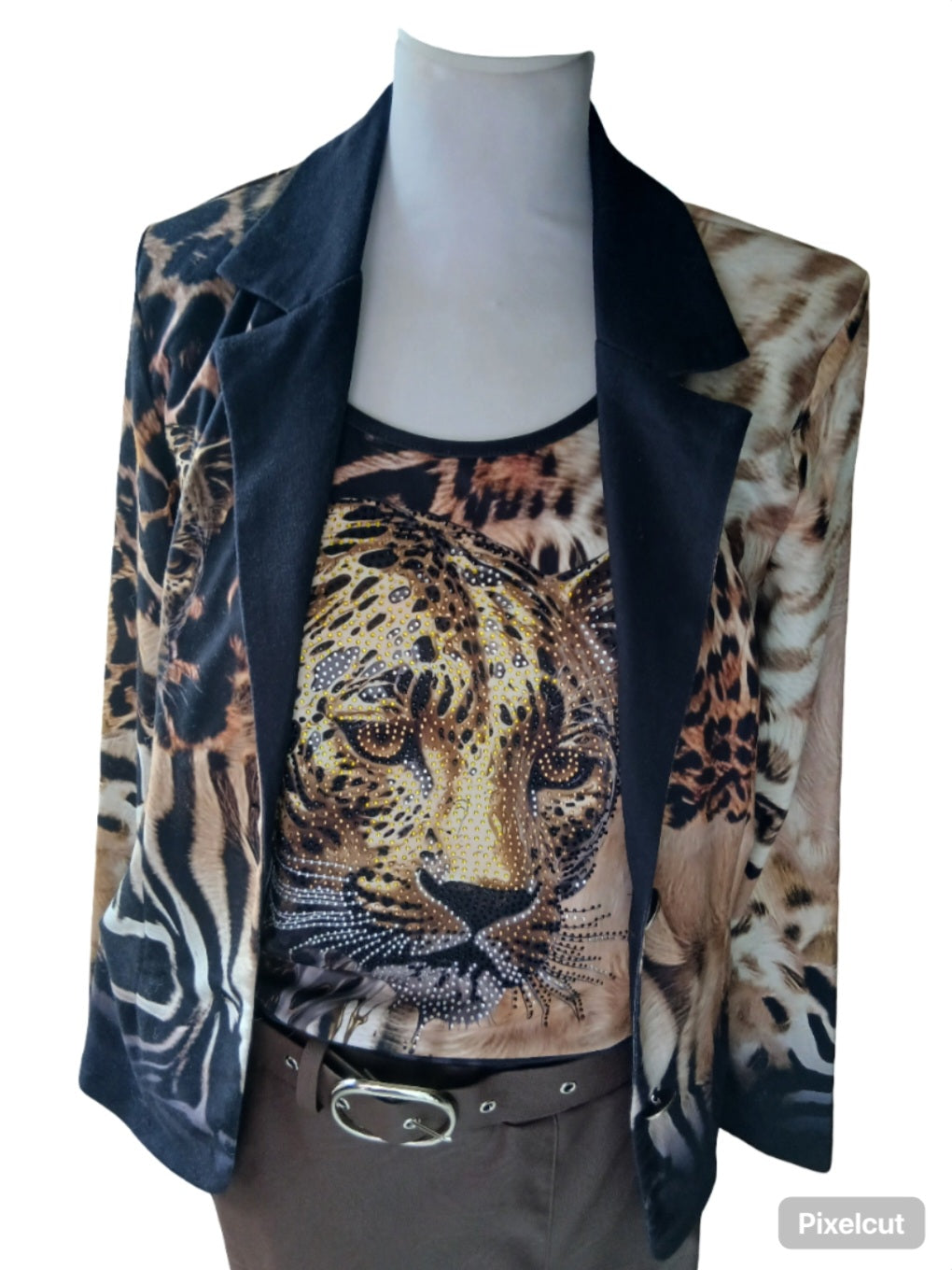 Blazer met luipaard achteraan